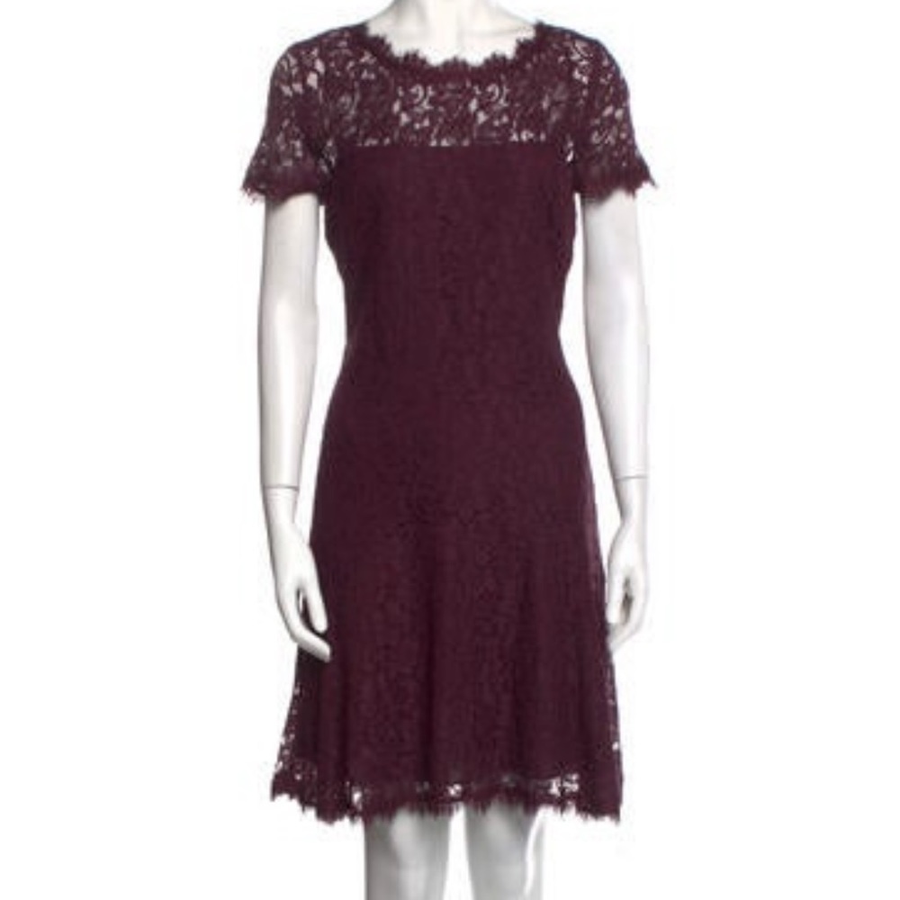 •   Diane von Furstenberg A-Line Dress
•   Purple
•   Lace Pattern